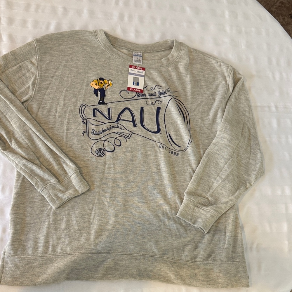 NAU Graphic super soft Sweatshirt in Light Gray